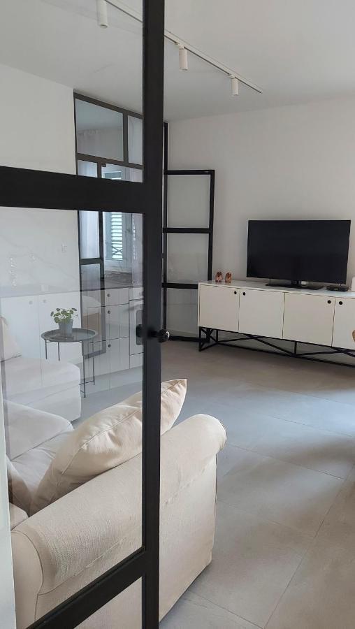 1/2 An Island Apartment Zadar Luaran gambar